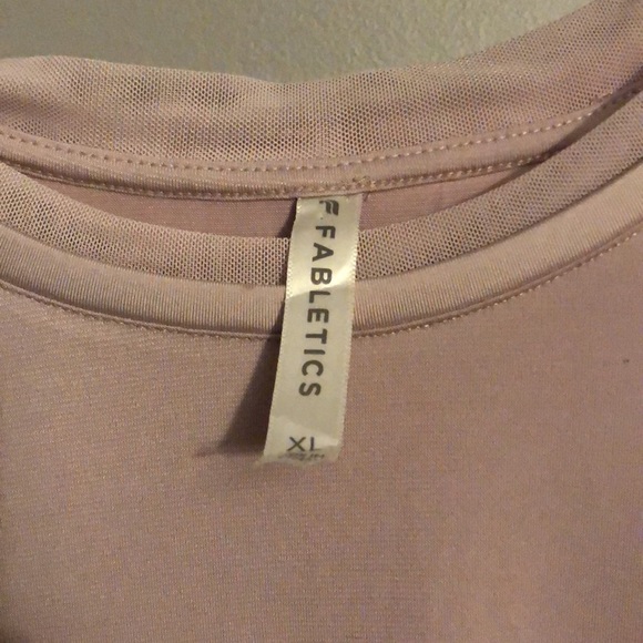 Fabletics t-shirt - Picture 3 of 4